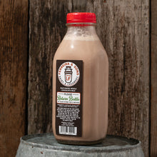 Load image into Gallery viewer, Ferreira and Sons 1 Quart Milk